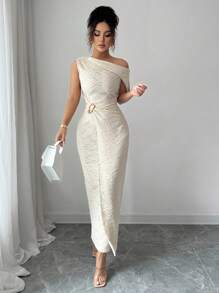 Modelyn Vestido sin mangas de unicolor con cuello asimétrico y decoración de metal texturizado