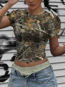 SHEIN EZwear Vintage Retro Street Withered Branch Camouflage Full-Print Fitted Cropped T-Shirt, Summer Back To School