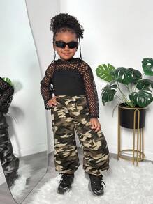 SHEIN 3 件套：休闲针织网眼连帽长袖上衣、罗纹针织背心和迷彩工装裤，适合年轻女孩