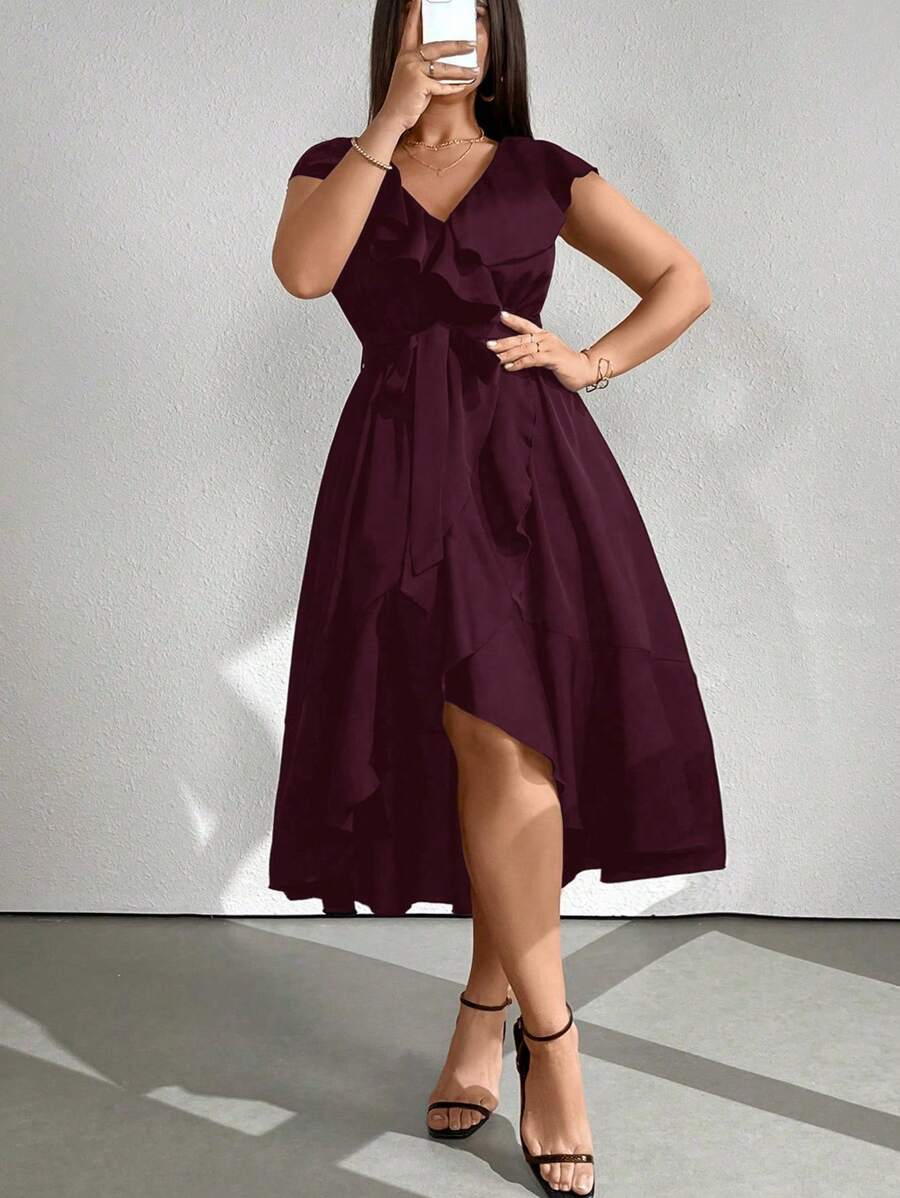 SHEIN Clasi Vestido de fiesta con cuello en V y ribete de unicolor talla grande, estilo outfit para mujer - Burdeos - Ver 1