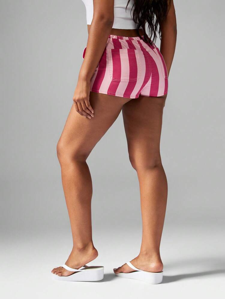 MISSGUIDED Casual Summer Festival Stripe Print Hot Pants Beach Mid Rise Cotton Shorts Club Party Lounge Wear Vacation Bottoms Daytime Holiday Essential