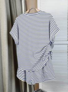 SHEIN 2pcs Plus Size Women Striped Short Sleeve Pocket T-Shirt And Shorts Casual Set - Blue and White - View 2