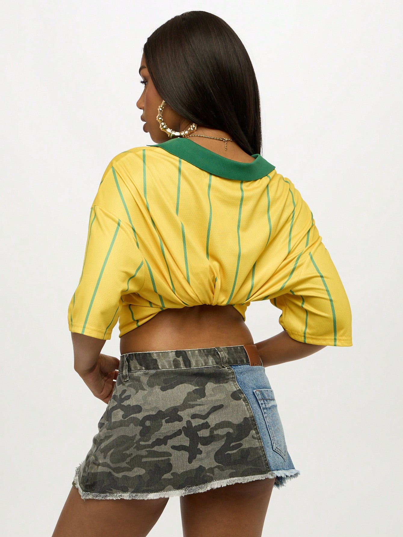SUMWON WOMEN Minigonna in denim decostruita con patchwork mimetico
