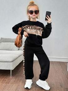 SHEIN 年轻女孩 2 件豹纹面板撞色亮片拼色宽松落肩运动衫和运动裤套装，适合圣诞节，非常适合秋冬季休闲和日常穿着以及日常上学。妈妈和女儿搭配。