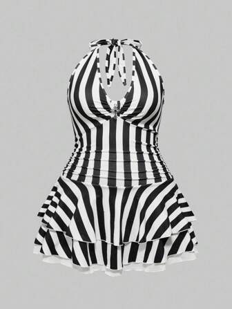 Goth Vestido ajustado de cuello redondo de talla grande con decoración cruzada de rayas blancas y negras, de múltiples capas