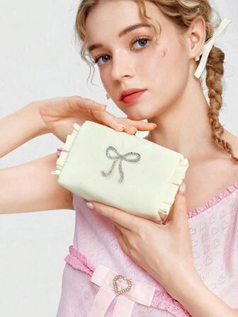 Kawaii Bolsa de cosméticos portátil con lazo de rhinestone lindo