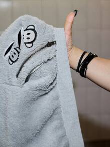 Paul Frank X ROMWE Letter Embroidered Drawstring Waist Plush Shorts - Grey - View 11