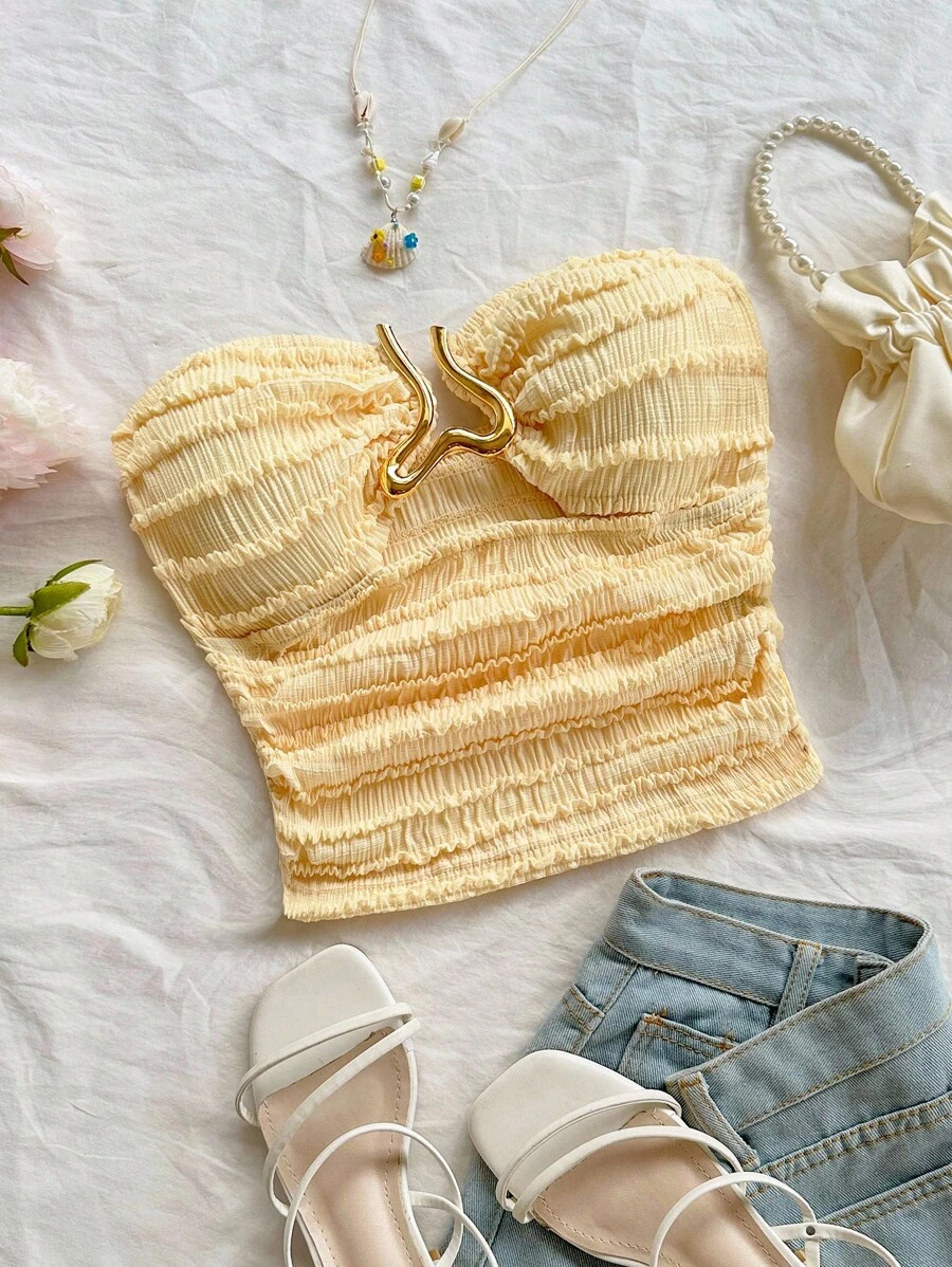 Soleia 女士度假淡黄色针织纹理短款紧身胸衣上衣，镂空心形金属扣装饰，修身剪裁，适合派对、约会、下午茶、海滩、音乐节、波西米亚风、波西米亚风、浪漫花卉 - 黃色 - 查看 1