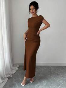 Elenzga 女士优雅浪漫不对称肩部纯色腰部修身连衣裙