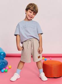 SHEIN 男童休闲简约舒适中腰织标装饰短裤 - 卡其色 - 查看 4