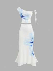 SHEIN MOD 女士优雅套装，蓝色印花上衣，不对称褶皱领口，蕾丝饰边鱼尾裙摆，新年夜装扮，波西米亚风，节日装扮，派对女士长裙，白色上衣，白色女士长裙