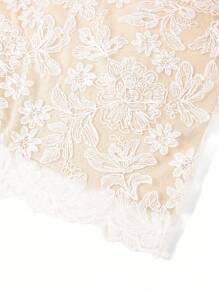 SHEIN Clasi 女款優雅V領短袖修身刺繡網紗迷你洋裝，米色，夏季，婚禮賓客，蕾絲辦公室穿搭，金白色嘉年華穿搭 - 白色 - 查看 14