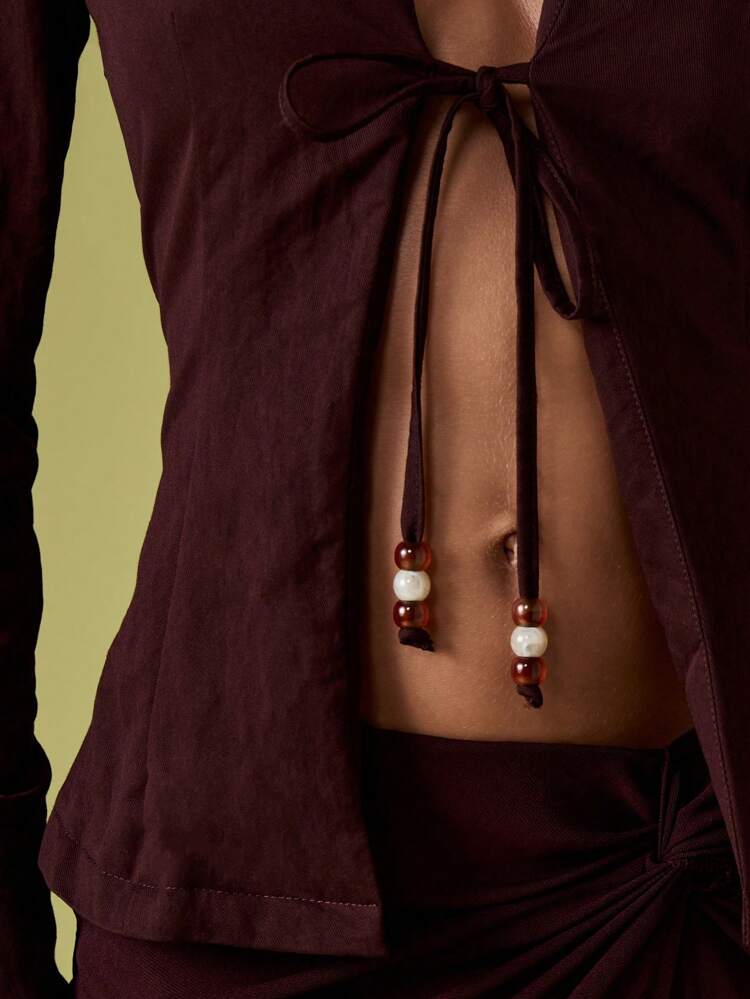 MISSGUIDED Blusa con scollo a V e maniche lunghe, con laccetti decorati con perline, adatta per serate, feste, occasioni speciali, moda invernale e autunnale