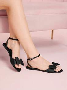 CUCCOO DOLLMOD Women's Black Satin Satin Bow Decor Round Toe Comfortable Summer Slip-On Flat Sandals, Vacation Style