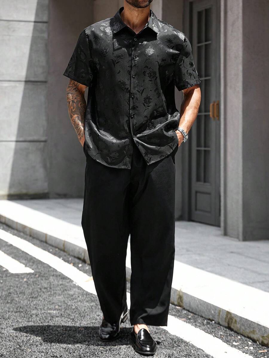 Manfinity Homme 男士两件套，短袖衬衫搭配宽松短裤，梭织面料，短款宽松衬衫，抽绳腰短裤，花卉印花，适合休闲、通勤、日常、度假、返校等多种场合，是送给男朋友或丈夫的绝佳礼物 - 黑色 - 查看 1