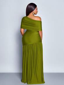 SOLERSUN Spring And Summer Plus Size Women's Sexy Party Casual Vacation Brown Shiny Fabric One Shoulder Gathered Off-Shoulder Collar Front Slit Ruffle Knitted Long Skirt - Green - View 2