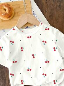 SHEIN 可爱复古迷你樱桃印花，奶油白色，女婴休闲简约圆领宽松短袖 T 恤和紧身自行车短裤套装，适合春夏季，返校，返校服装，2000 年代风格，Y2K，凉爽夏季，度假氛围 - 彩色 - 查看 5