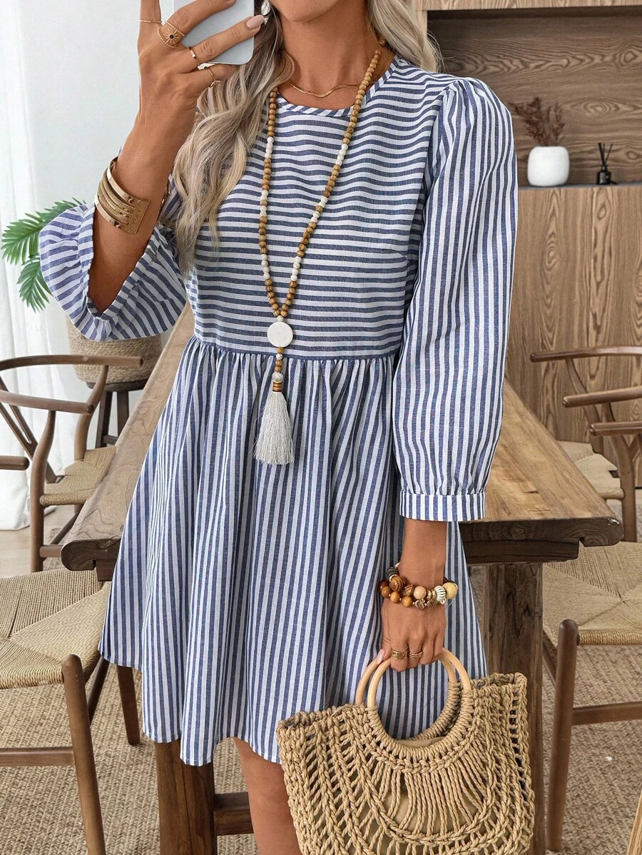 EMERY ROSE 女式条纹圆领泡泡袖休闲宽松短裙蓝白条纹连衣裙夏季休闲连衣裙女式休闲连衣裙长袖夏装条纹夏装秋季女装秋装女式秋季连衣裙秋季服装女式秋季服装秋装女式秋季服装秋冬服装女式冬季外出上衣女式商务休闲女式商务休闲装女式商务休闲装女式乡村服装女式老款基本款女士教师服装外出上衣女式返校秋季女装 - 藍白色 - 查看 1