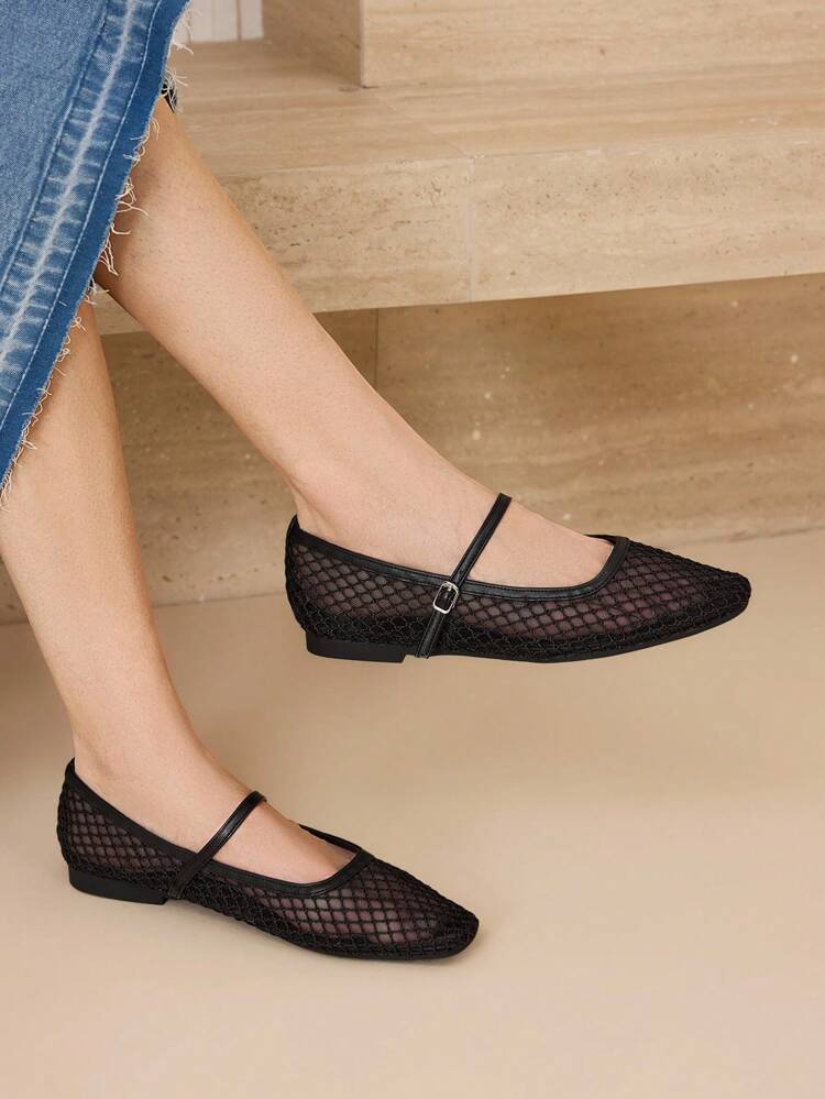 COMFORTABLE MINIMALIST MARY JANE FLAT SHOES FOR WOMEN, VERSATILE FOR COMMUTE, SUITABLE FOR HALLOWEEN FOR CHRISTMAS SPRING SHOES
