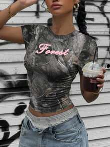 SHEIN EZwear Vintage Street-Style Tight Forest Tree Branch Camo Pattern Pink Letter Full Print Cropped Top - White - View 5
