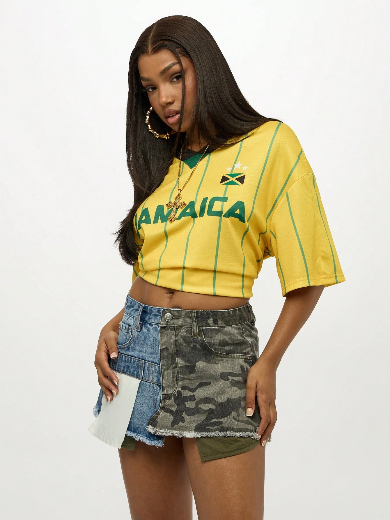 SUMWON WOMEN Minigonna in denim decostruita con patchwork mimetico