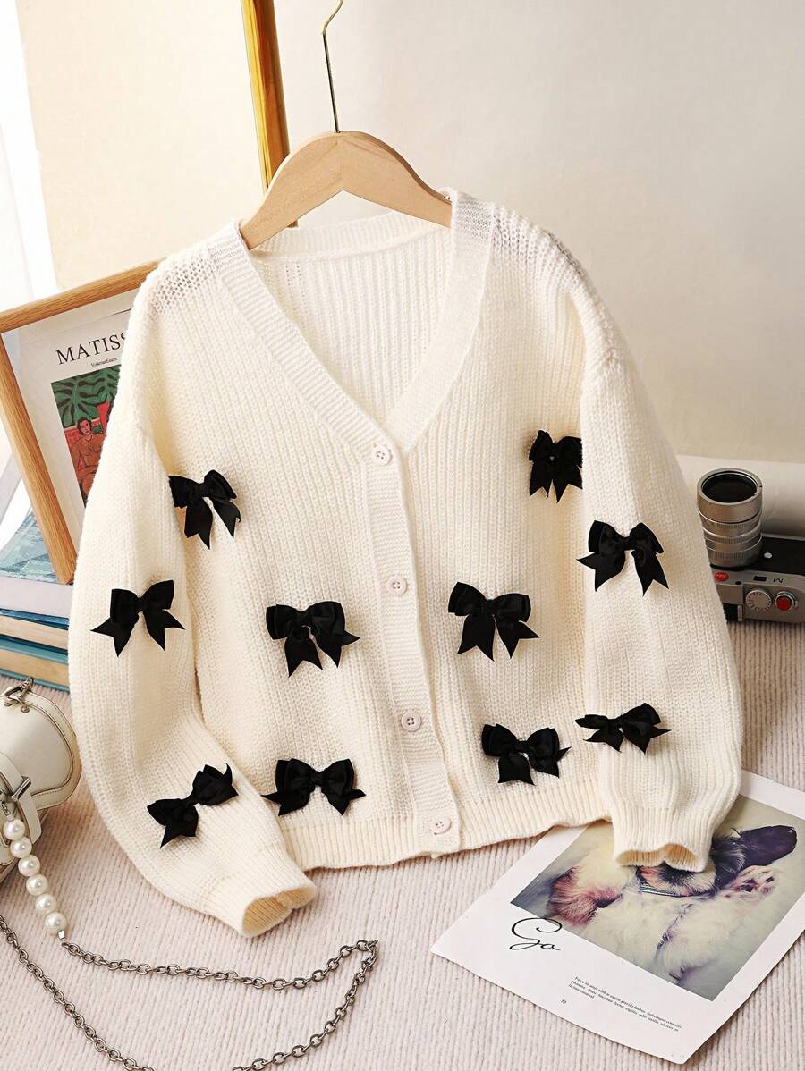 女童超大蝴蝶结白色开衫，柔软优雅，适合居家、外出、聚会、返校