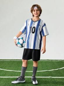 JNSQ 返校青少年男孩户外运动球衣 T 恤和短裤套装，儿童 V 领趣味字母和数字印花专业户外运动制服套装