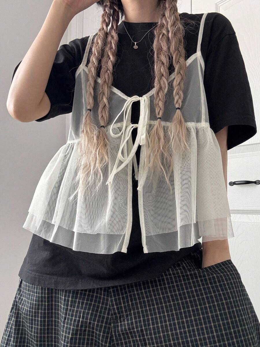 FRIFUL 女士系带网纱修身吊带背心，正面系带褶皱下摆，夏季 - 米色 - 查看 1