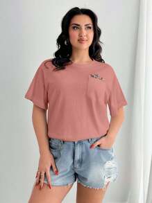EURMUSE Plus Size 100% Cotton T-Shirt With Floral Embroidery, Crew Neck And Pocket Detail - Pink - View 4