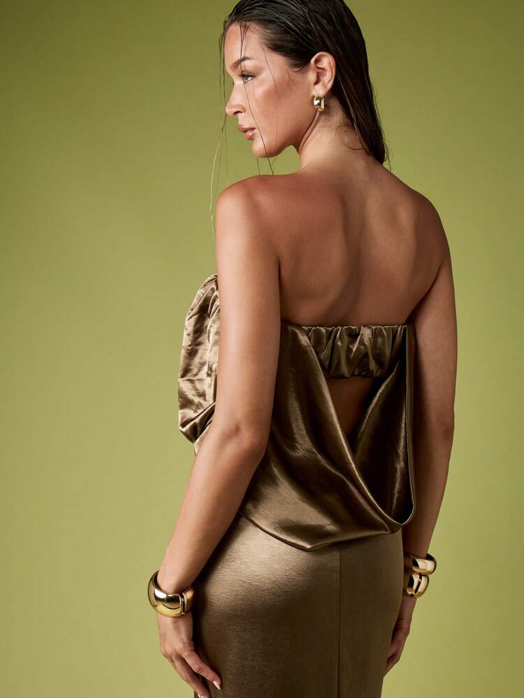 MISSGUIDED Elegant Textured Satin Maxi Gown Bandeau Strapless Ball Formal Evening Dress With Ruched Bodice And Cowl Back Design For Wedding Guest Formal Events