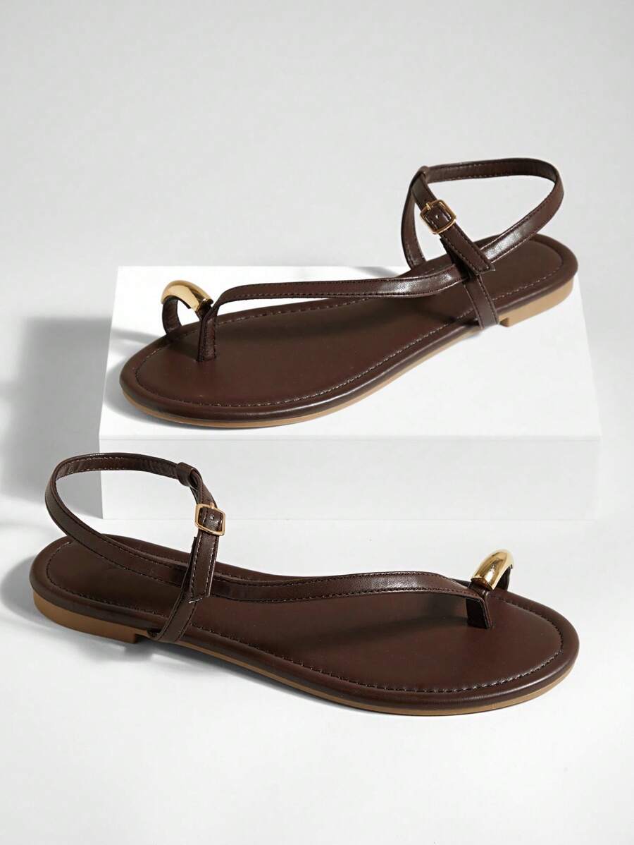 SHUZIA Giày sandal đế bệt mũi tròn thoải mái cho nữ có quai mỏng và khoen mũi giày để mang hàng ngày và đi nghỉ - Màu nâu Sô-cô-la - Xem 1