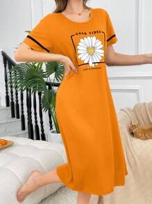 SHEIN Box Letter Daisy Print Casual Minimalist Short Sleeve Women Nightgown, Moo Moo - Yellow - View 4