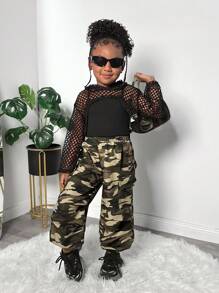SHEIN 3 件套：休闲针织网眼连帽长袖上衣、罗纹针织背心和迷彩工装裤，适合年轻女孩