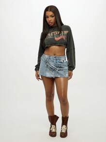 SUMWON WOMEN Distressed Deconstructed Denim Mini Skirt With Chain Detail Stars Heart Charms Butterfly Details Festival Concert Party Club Night Y2K Frayed Raw Edge Bottom - Blue - View 3