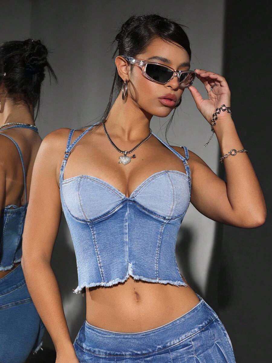 Jeanoix Top curto jeans feminino de cor sólida, justo, com decote halter e franjas