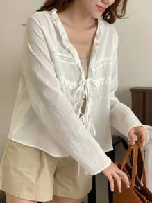 DAZY Blusa Feminina de Verão com Babados, Renda e Recortes, de Manga Longa - Bege - Visão 3