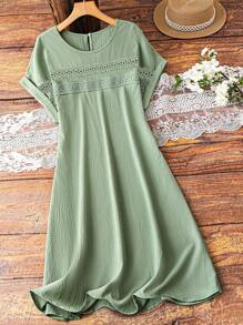 SHEIN LUNE Đầm ren khoét tay màu trơn cỡ lớn cho nữ - Màu xanh Ô liu - Xem 1