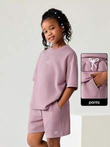 JNSQ Conjunto de ropa para niña de vuelta al colegio, conjunto informal de camiseta y pantalones cortos para exteriores, conjunto de camiseta holgada con estampado gráfico de letras divertidas de cuello redondo y capucha y pantalones cortos, otoño - Púrpura malva - Ver 3