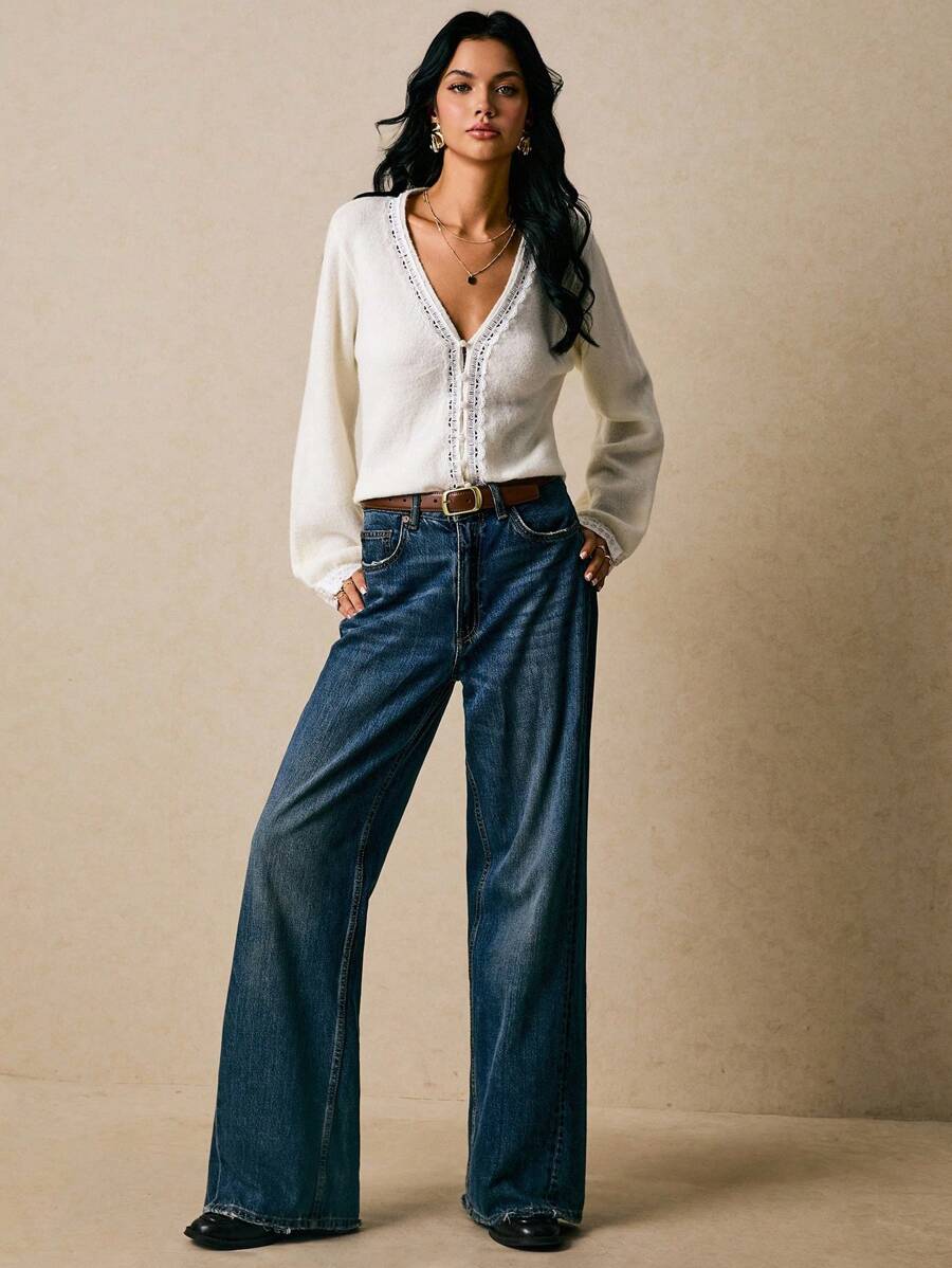 Poéselle Cárdigan casual de mujer de manga larga con contraste de encaje y abotonadura sencilla, ropa de otoño e invierno para mujeres - Blanco - Ver 1