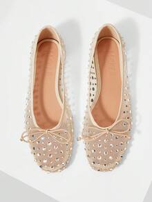 MOTF PREMIUM WOMEN SHOES EUROPEAN AND AMERICAN NEW FASHION RETRO RHINESTONE MESH YARN BOW ROUND TOE FLATS, APRICOT VERSATILE SWEET AND ELEGANT COMFORTABLE AND ADVANCED CLASSIC SHOES - Apricot - View 1