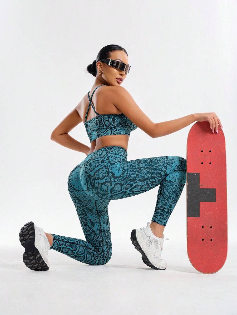 SHEIN Sports 2 件套无袖蛇皮印花修身运动服，高腰提拉健身女套装 - 藍色 - 查看 1