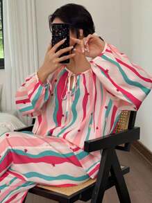 SHEIN 彩色多巴胺条纹印花宽松长袖和长裤女士睡衣套装，秋季衣服