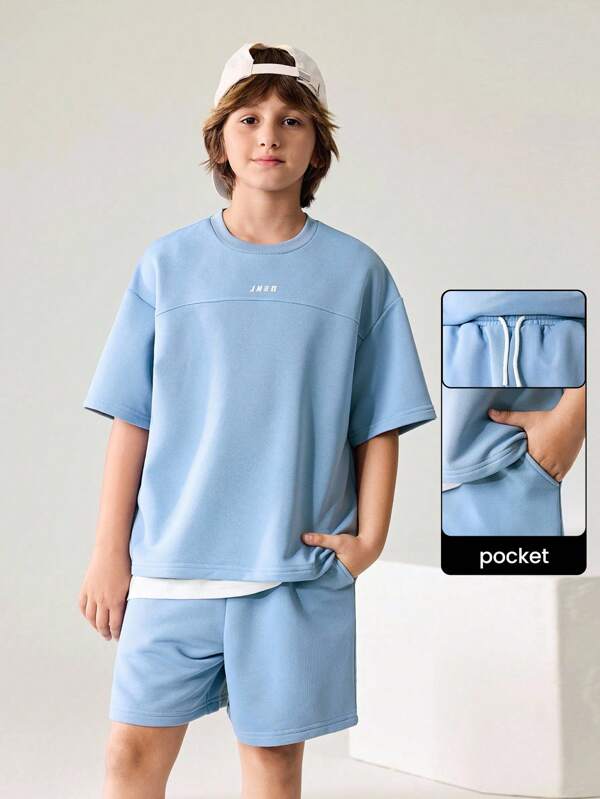 JNSQ Conjunto informal de camiseta y pantalones cortos para niño preadolescente para volver al colegio, conjunto informal de camiseta de cuello redondo y pantalones cortos para deportes al aire libre para niños en otoño