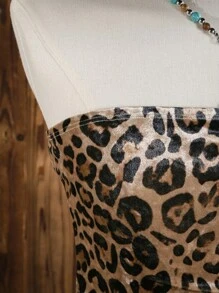 Muchica 女士休闲豹纹天鹅绒紧身抹胸，适合秋冬打底