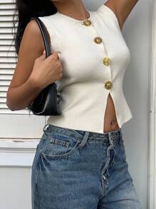 Siren Gaze 女士金属单排扣圆领休闲针织背心 - 杏色 - 查看 3