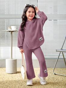 SHEIN 年轻女孩街头服饰连帽运动衫和裤子套装，不对称下摆，2 件套 - 淡紫色 - 查看 2