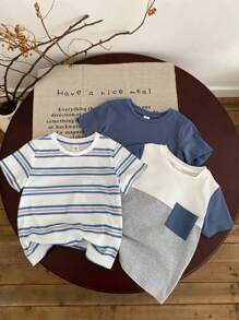 SHEIN 3 件装年轻男孩蓝色条纹拼色休闲 T 恤，适合度假、上学、居家、郊游和旅行，夏季