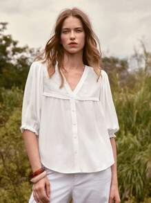 Lumivelle Blusa de mujer con cuello en V, apertura frontal y mangas 3/4, con parches y bordados, casual para verano y vacaciones - Blanco - Ver 3