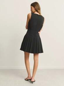 Nöista 女式时尚优雅单排扣褶裥无袖迷你连衣裙 - 黑色 - 查看 2