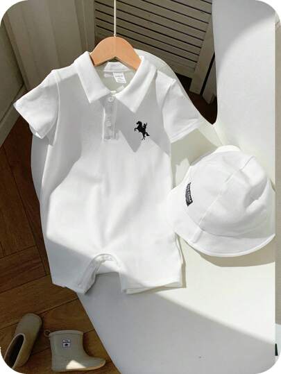 SHEIN 2pcs/Set Newborn Baby Boy/Girl Casual Retro Horse Pattern White Short Sleeve Collared Romper And Sun Hat Set, Comfortable For Indoor, Outdoor, Daily Wear, Sports, Play, Party, Photo Shoot, Holiday, Spring/Summer